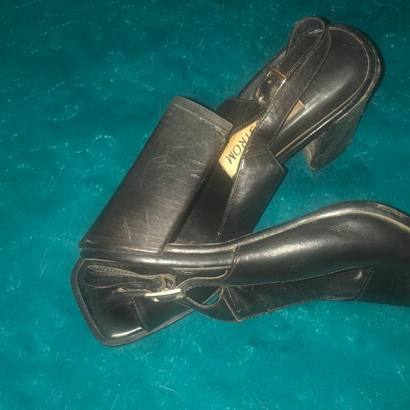 Nordstrom open toe shoes - Picture 3 of 3